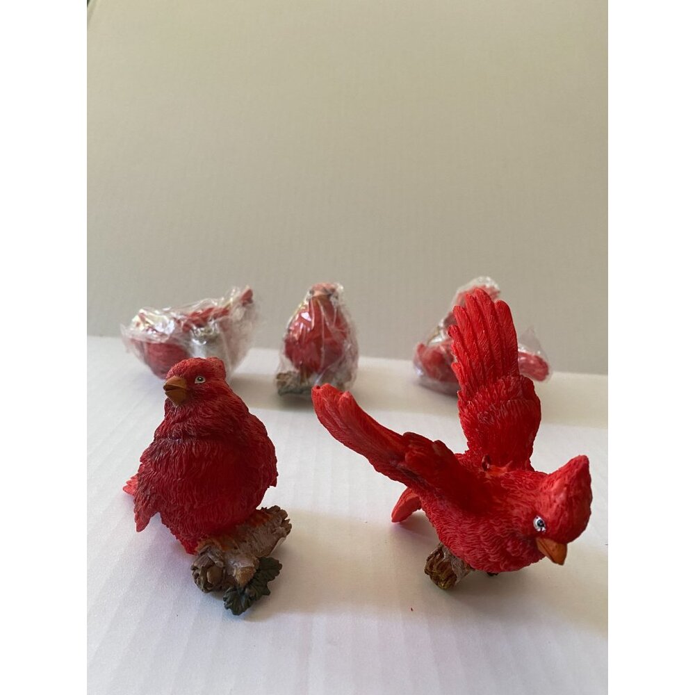 Red Robin 4" Resin Christmas Ornaments, Hanging and Standing (Qty. 5)